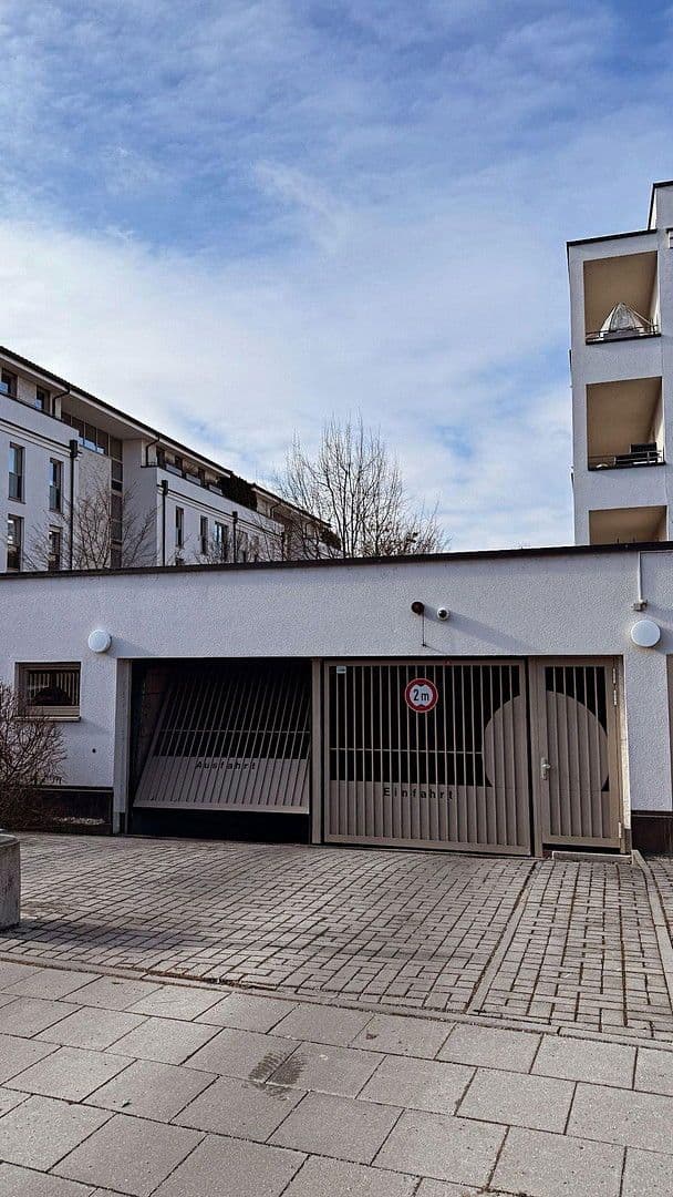 Pronájem bytu 4+1 113 m², München, Bavorsko Pronájem bytu 4+1 113 m², München, Bavorsko