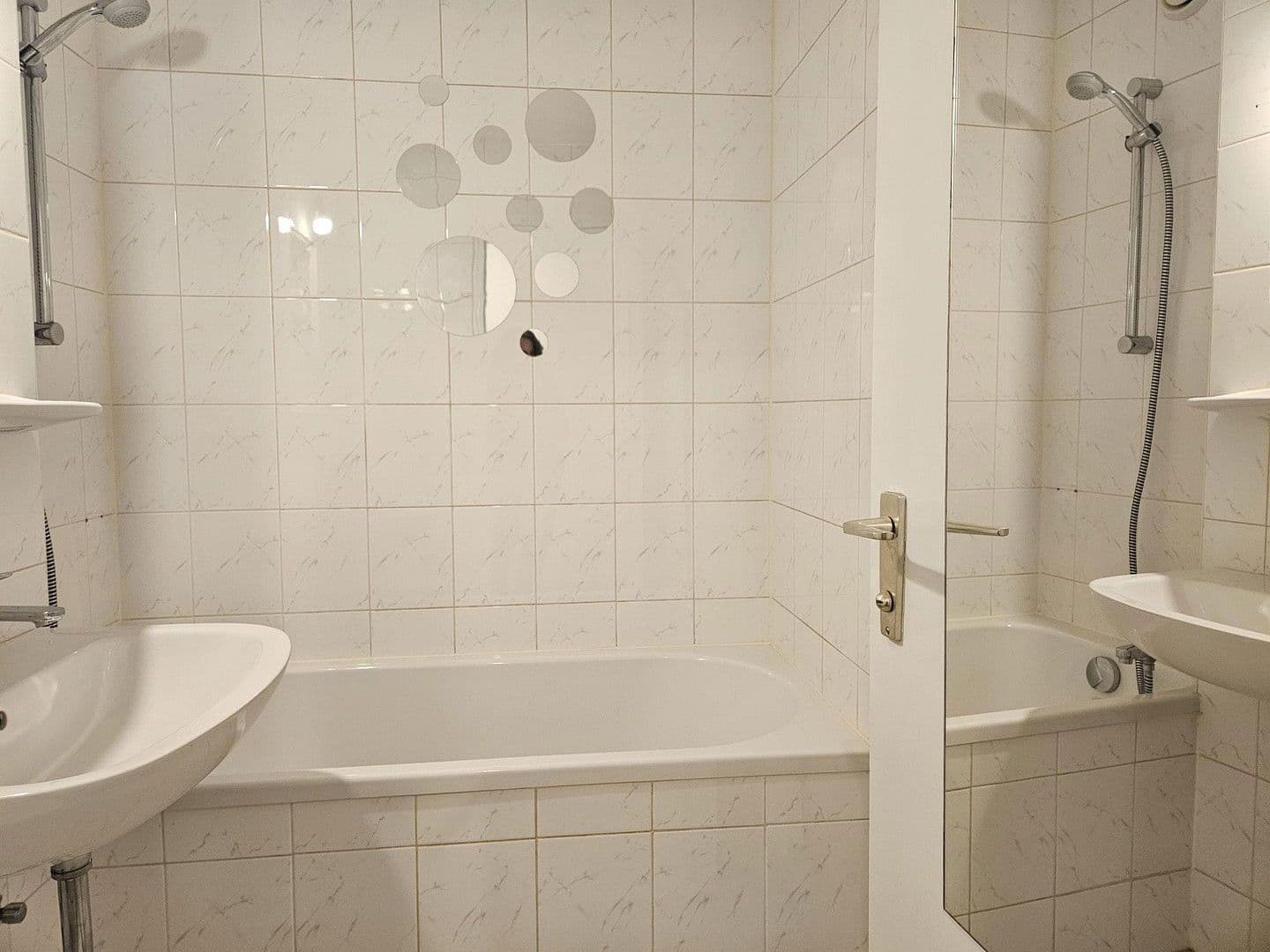 Pronájem bytu 1+1 31 m², Kidlerstraße 38, München, Bavorsko Pronájem bytu 1+1 31 m², Kidlerstraße 38, München, Bavorsko