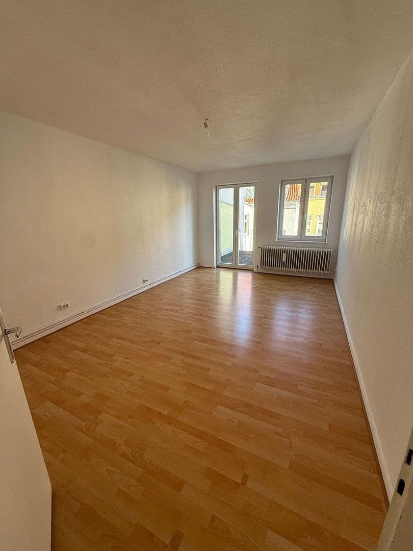 Pronájem bytu 2+1 64 m², Zwinglistr.6, Hannover, Dolní Sasko Pronájem bytu 2+1 64 m², Zwinglistr.6, Hannover, Dolní Sasko