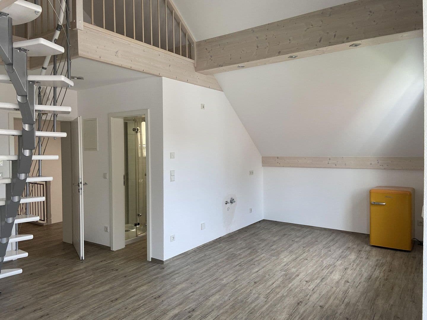 Pronájem bytu 4+kk 150 m², Weiler-Simmerberg, Bavorsko Pronájem bytu 4+kk 150 m², Weiler-Simmerberg, Bavorsko