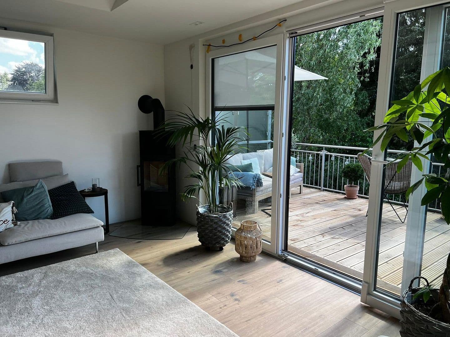 Pronájem bytu 3+1 107 m², Hamburg, Hamburg Pronájem bytu 3+1 107 m², Hamburg, Hamburg