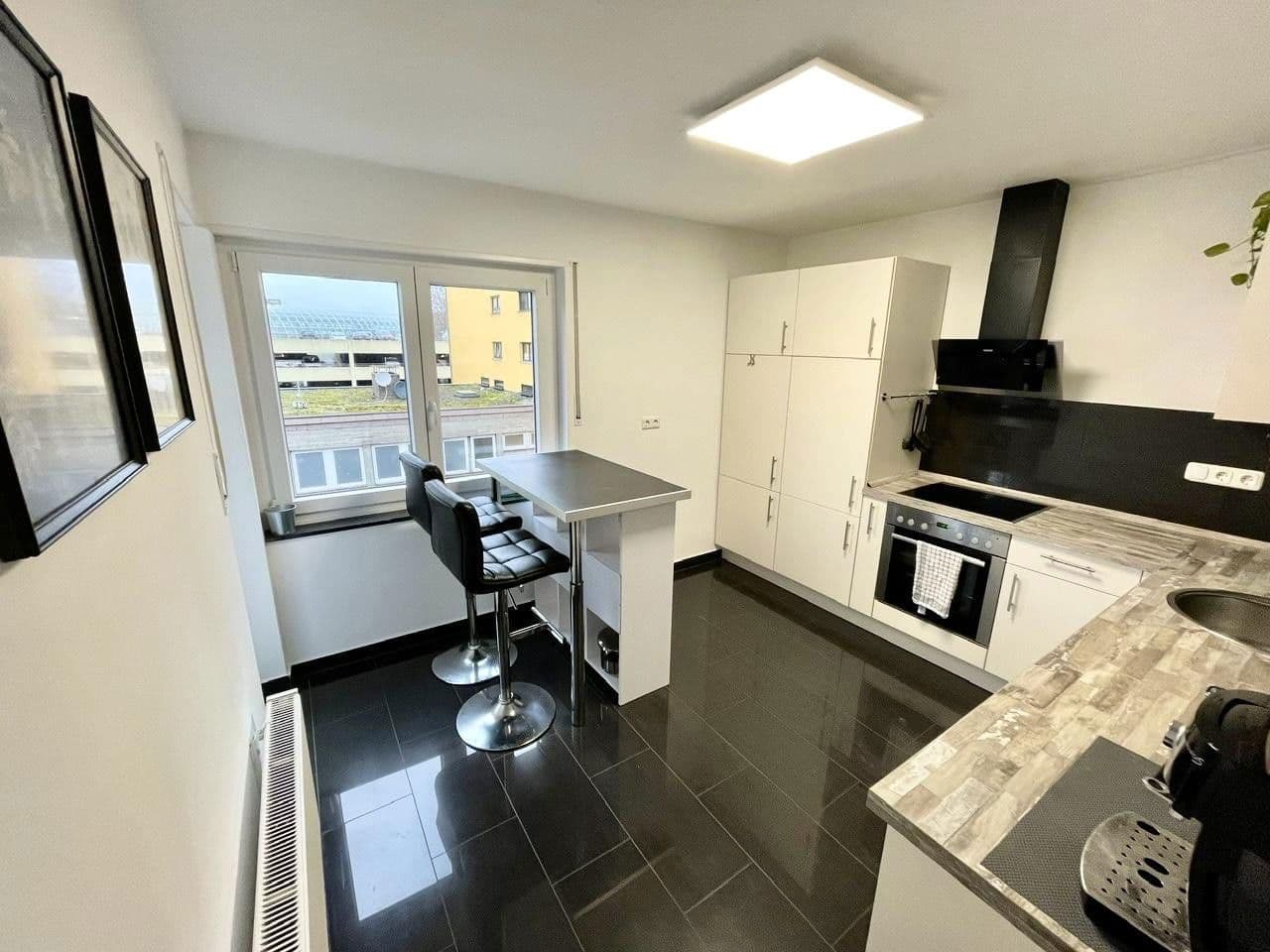 Pronájem bytu 3+1 77 m², Halbergstr. 50, Ludwigshafen, Porýní-Falc Pronájem bytu 3+1 77 m², Halbergstr. 50, Ludwigshafen, Porýní-Falc