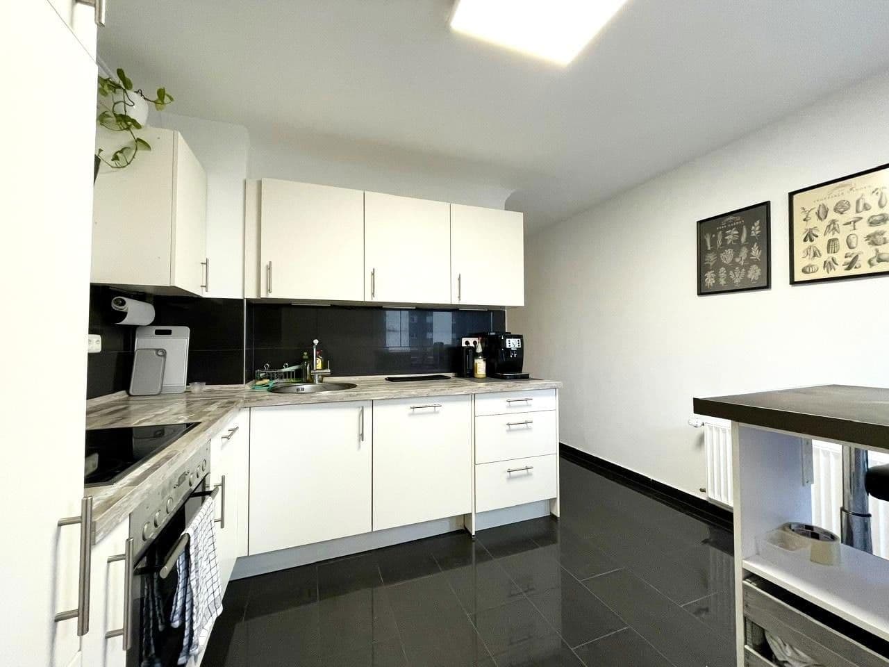 Pronájem bytu 3+1 77 m², Halbergstr. 50, Ludwigshafen, Porýní-Falc Pronájem bytu 3+1 77 m², Halbergstr. 50, Ludwigshafen, Porýní-Falc