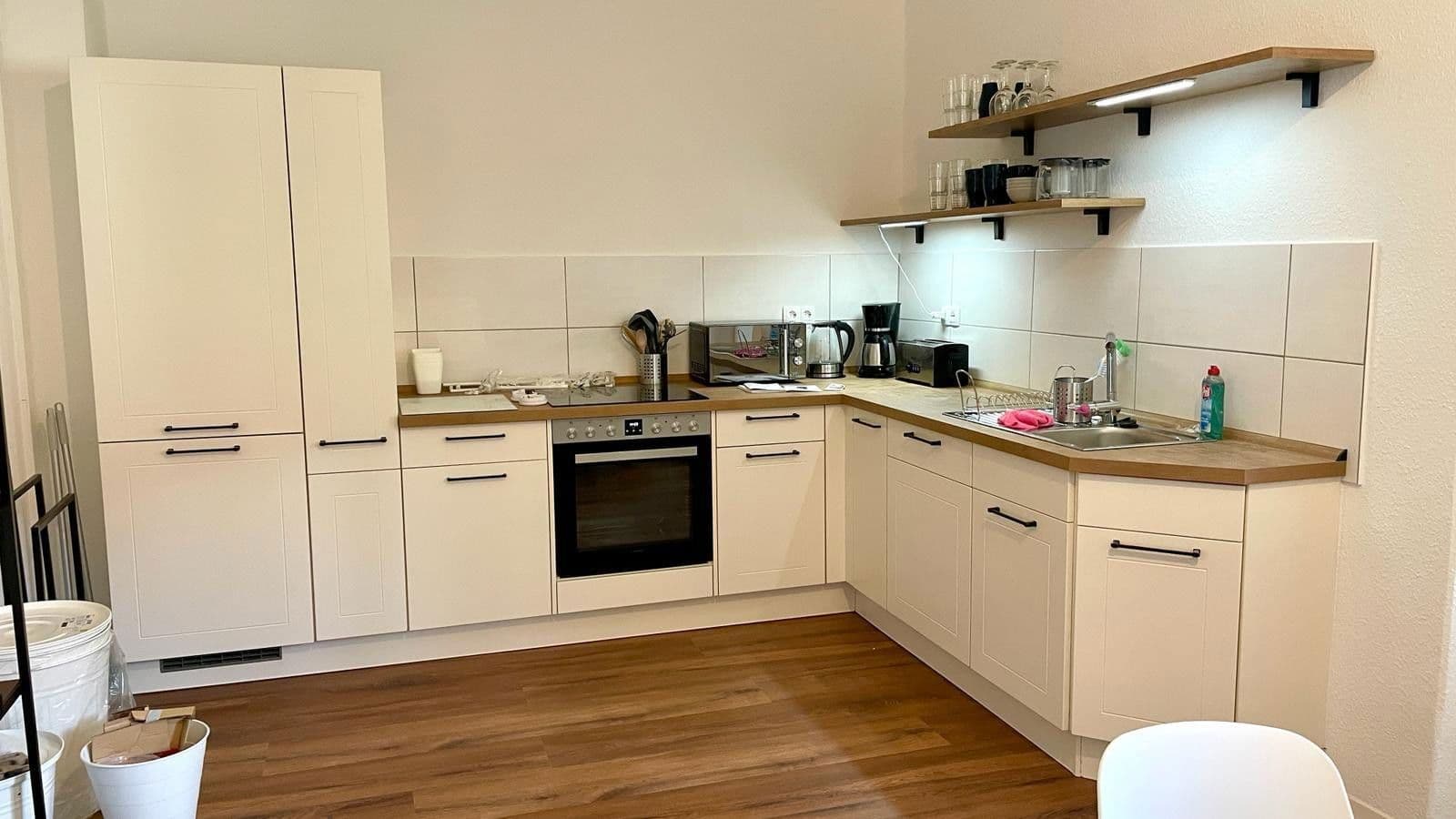 Pronájem bytu 5+1 155 m², Merseburger Str. 406, Halle/Saale, Sasko-Anhaltsko Pronájem bytu 5+1 155 m², Merseburger Str. 406, Halle/Saale, Sasko-Anhaltsko