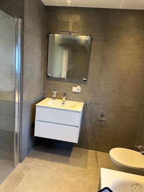 Pronájem bytu 3+1 90 m², Mülheim, Severní Porýní-Vestfálsko Pronájem bytu 3+1 90 m², Mülheim, Severní Porýní-Vestfálsko