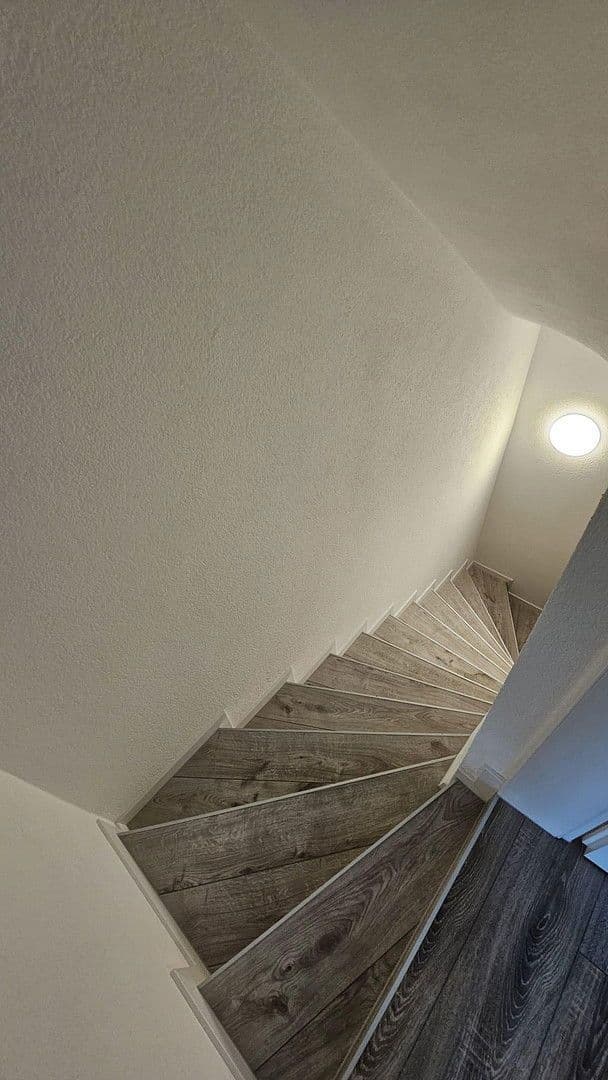 Prodej domu 116 m², pozemek 163 m², Feuerbergstraße 15, Birkenheide, Porýní-Falc Prodej domu 116 m², pozemek 163 m², Feuerbergstraße 15, Birkenheide, Porýní-Falc