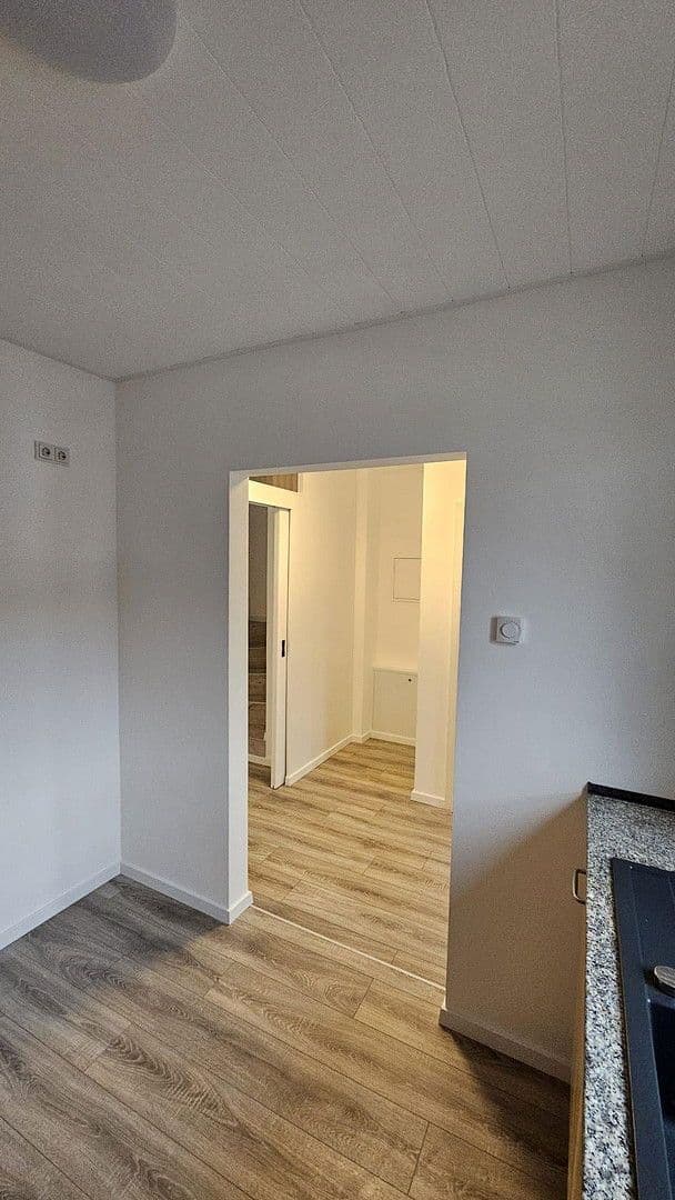 Prodej domu 116 m², pozemek 163 m², Feuerbergstraße 15, Birkenheide, Porýní-Falc Prodej domu 116 m², pozemek 163 m², Feuerbergstraße 15, Birkenheide, Porýní-Falc