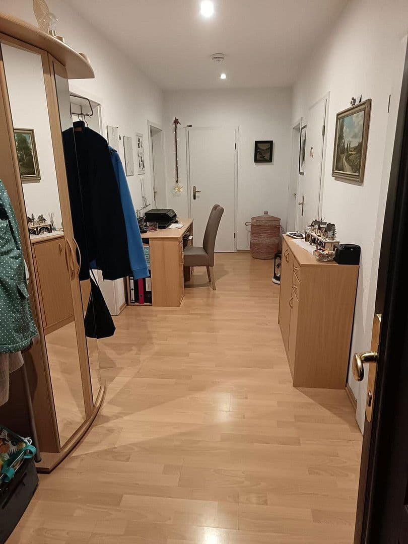 Pronájem bytu 4+1 91 m², Leipziger Strasse 60, Leipzig, Sasko Pronájem bytu 4+1 91 m², Leipziger Strasse 60, Leipzig, Sasko