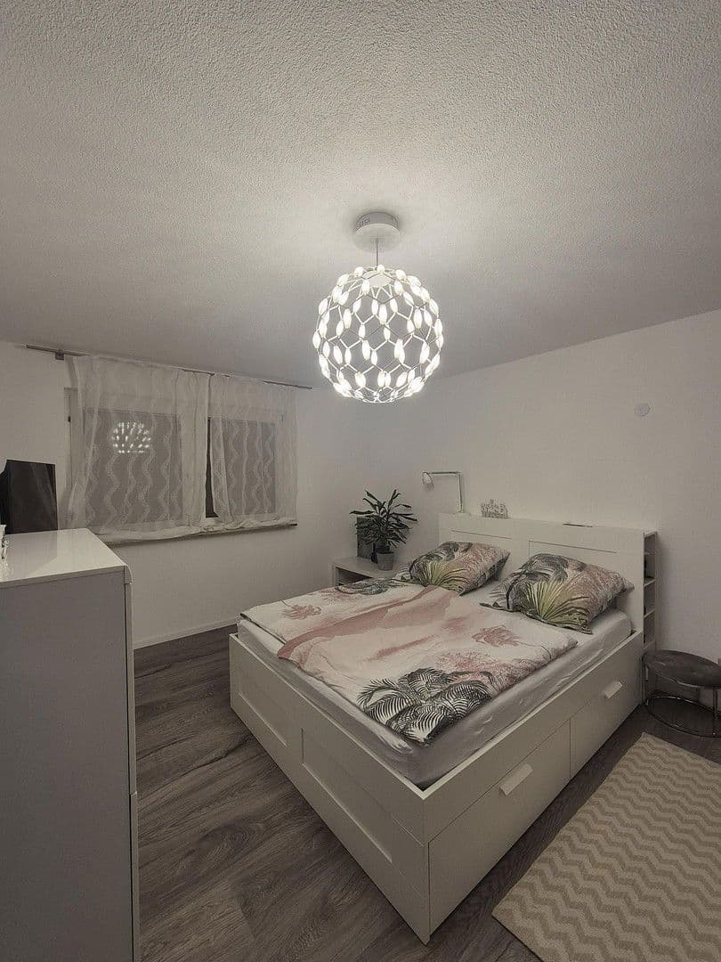 Prodej bytu 2+kk 80 m², Pforzheim, Bádensko-Württembersko Prodej bytu 2+kk 80 m², Pforzheim, Bádensko-Württembersko