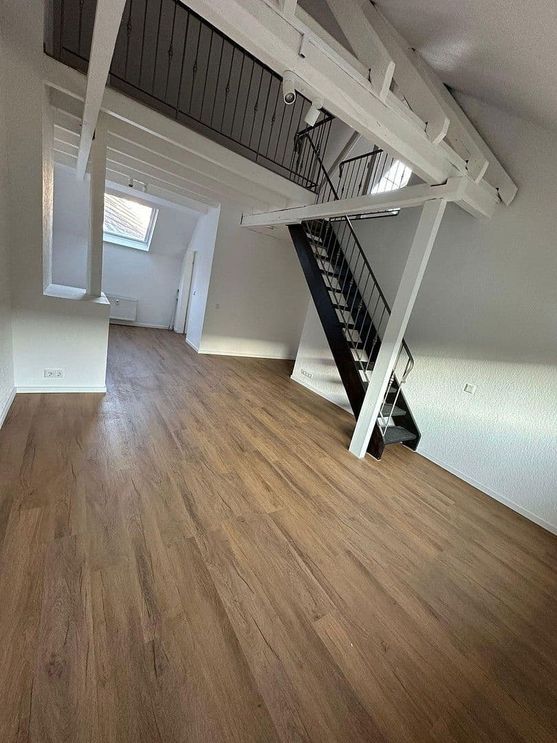 Pronájem bytu 3+1 96 m², Schwanhildenstr. 14, Essen, Severní Porýní-Vestfálsko Pronájem bytu 3+1 96 m², Schwanhildenstr. 14, Essen, Severní Porýní-Vestfálsko