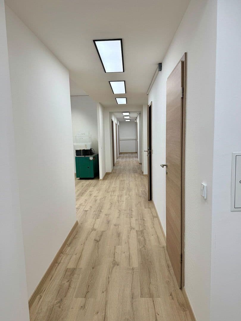 Prodej kanceláře 220 m², Pillenreuther Str. 14, Nürnberg, Bavorsko Prodej kanceláře 220 m², Pillenreuther Str. 14, Nürnberg, Bavorsko