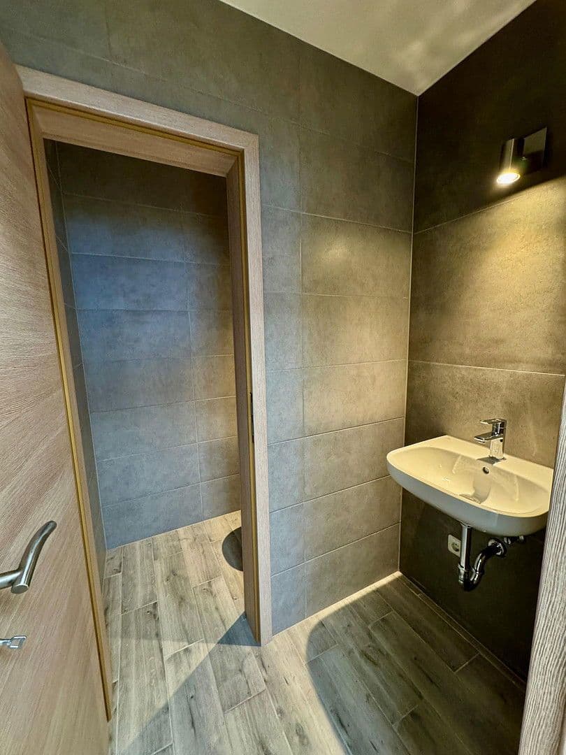 Prodej kanceláře 220 m², Pillenreuther Str. 14, Nürnberg, Bavorsko Prodej kanceláře 220 m², Pillenreuther Str. 14, Nürnberg, Bavorsko