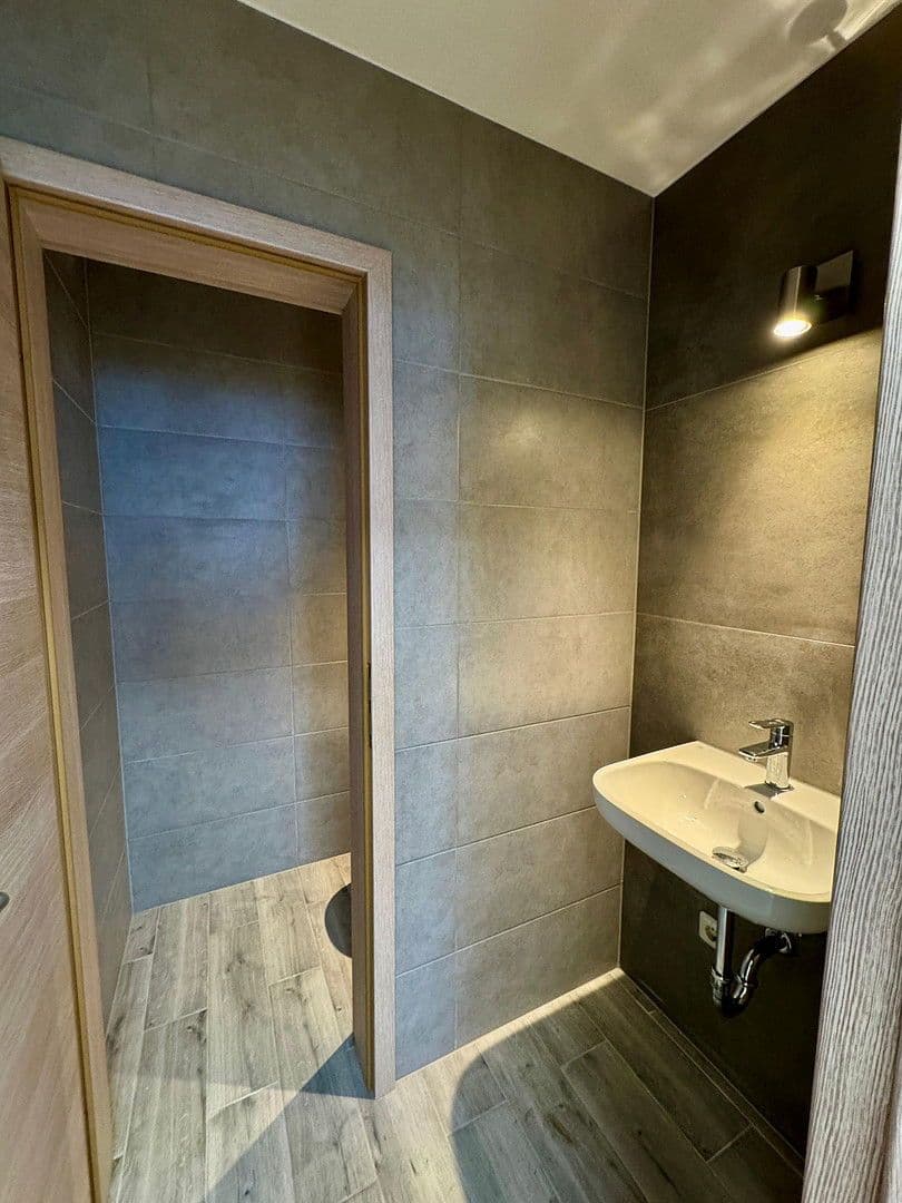 Prodej kanceláře 220 m², Pillenreuther Str. 14, Nürnberg, Bavorsko Prodej kanceláře 220 m², Pillenreuther Str. 14, Nürnberg, Bavorsko