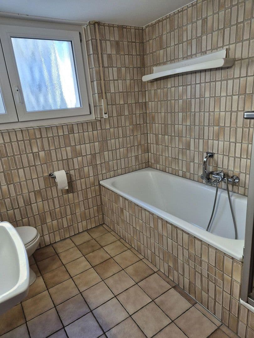 Pronájem bytu 2+1 65 m², Lameystraße 47, Pforzheim, Bádensko-Württembersko Pronájem bytu 2+1 65 m², Lameystraße 47, Pforzheim, Bádensko-Württembersko