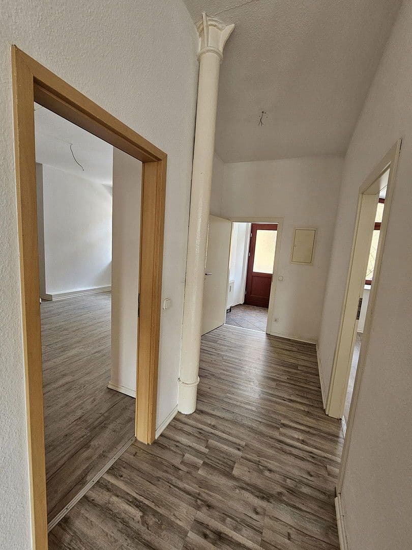 Pronájem bytu 4+1 135 m², Kitscherstr, 10, Křemeničov, Sasko Pronájem bytu 4+1 135 m², Kitscherstr, 10, Křemeničov, Sasko