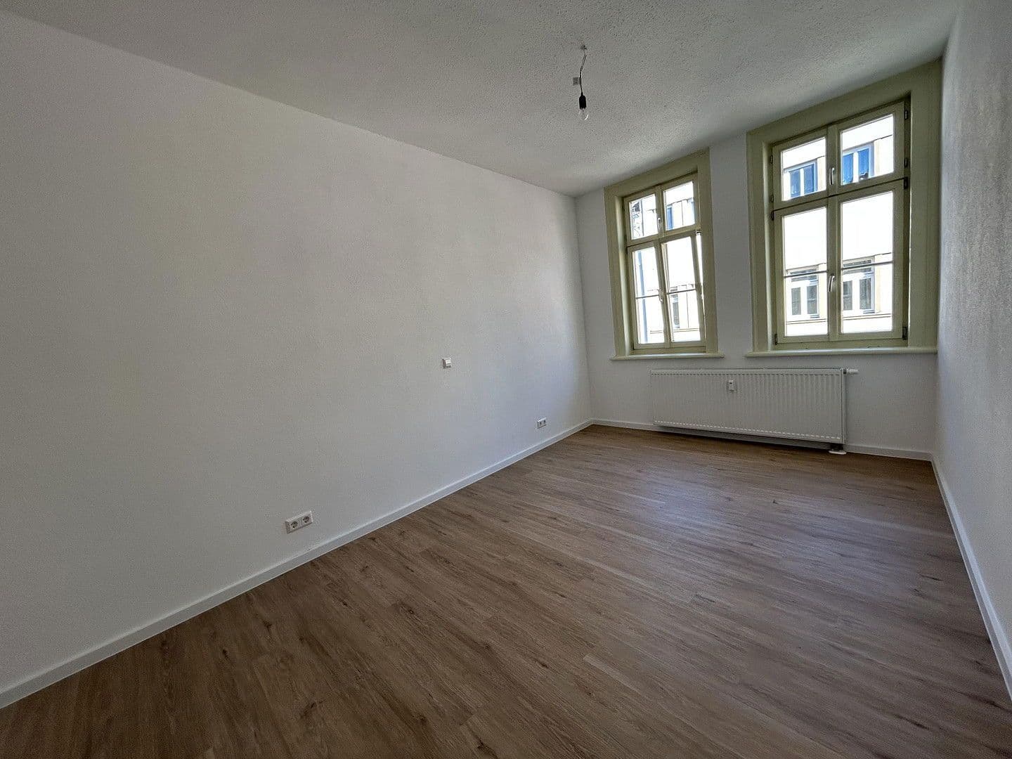 Pronájem bytu 3+1 80 m², Naumburg (Saale), Sasko-Anhaltsko Pronájem bytu 3+1 80 m², Naumburg (Saale), Sasko-Anhaltsko