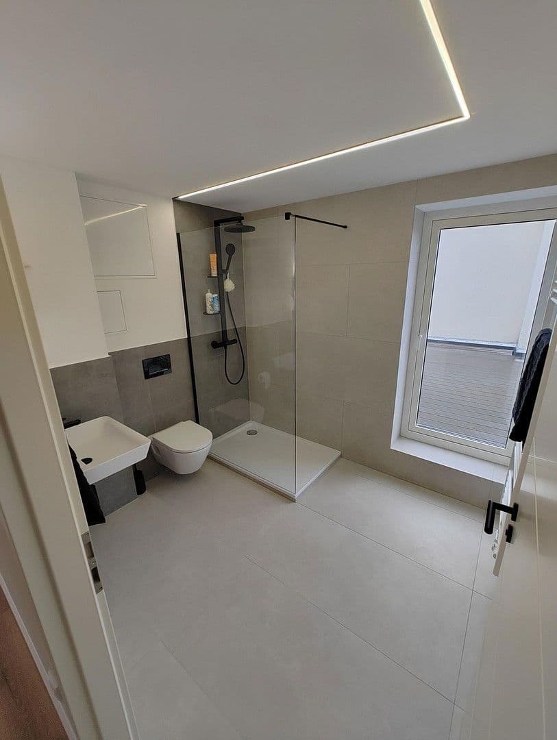 Prodej bytu 3+1 75 m², Oddernskamp 1, Hamburg-Lokstedt, Hamburg Prodej bytu 3+1 75 m², Oddernskamp 1, Hamburg-Lokstedt, Hamburg