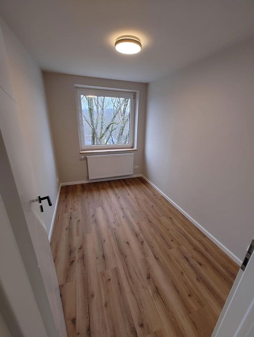 Prodej bytu 3+1 75 m², Oddernskamp 1, Hamburg-Lokstedt, Hamburg Prodej bytu 3+1 75 m², Oddernskamp 1, Hamburg-Lokstedt, Hamburg
