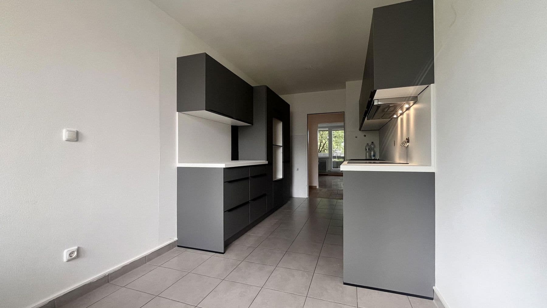 Pronájem bytu 3+1 86 m², Korbinianstraße 12, Ismaning, Bavorsko Pronájem bytu 3+1 86 m², Korbinianstraße 12, Ismaning, Bavorsko