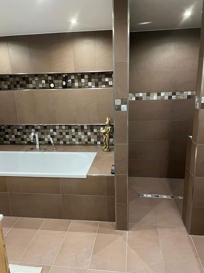 Prodej bytu 5+1 220 m², Krummhörn, Dolní Sasko Prodej bytu 5+1 220 m², Krummhörn, Dolní Sasko