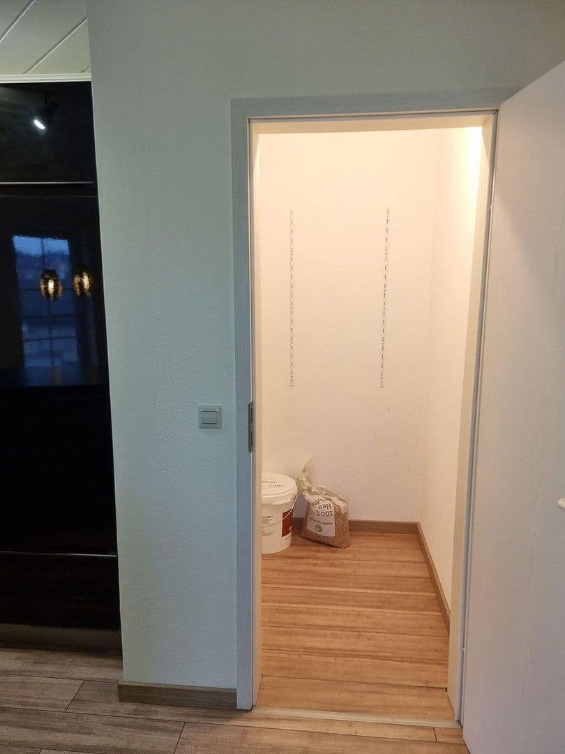 Prodej bytu 3+1 87 m², Venninger Straße 39, Östringen, Bádensko-Württembersko Prodej bytu 3+1 87 m², Venninger Straße 39, Östringen, Bádensko-Württembersko
