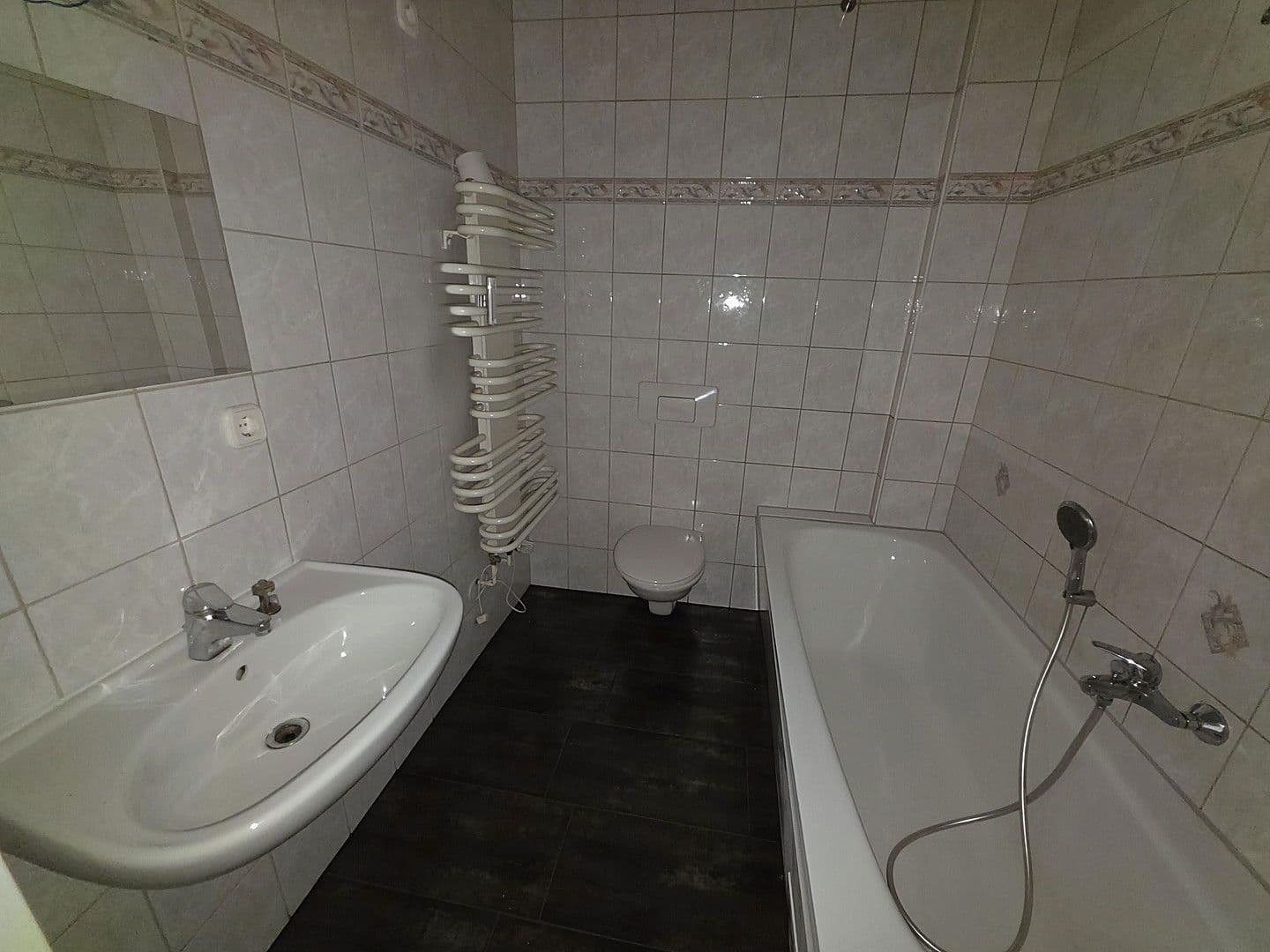 Pronájem bytu 2+1 56 m², Kitscherstr, 10, Křemeničov, Sasko Pronájem bytu 2+1 56 m², Kitscherstr, 10, Křemeničov, Sasko