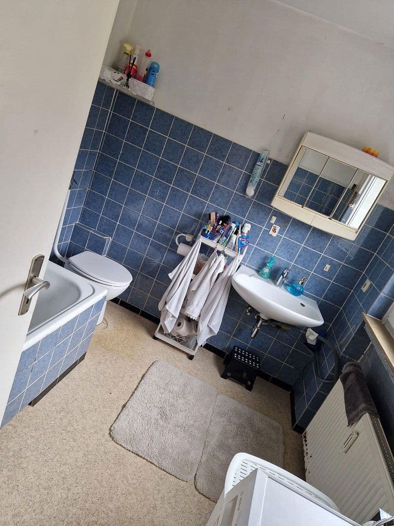 Pronájem bytu 3+1 80 m², Enzstraße 135, Pforzheim, Bádensko-Württembersko Pronájem bytu 3+1 80 m², Enzstraße 135, Pforzheim, Bádensko-Württembersko