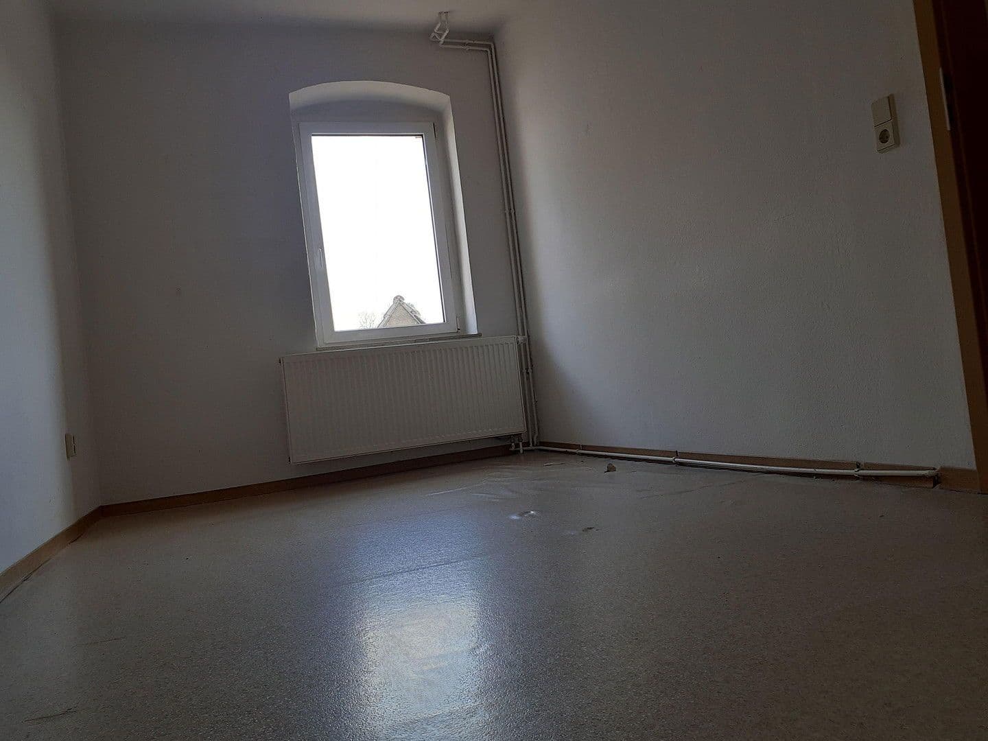 Pronájem bytu 3+1 54 m², Frohburg, Sasko Pronájem bytu 3+1 54 m², Frohburg, Sasko
