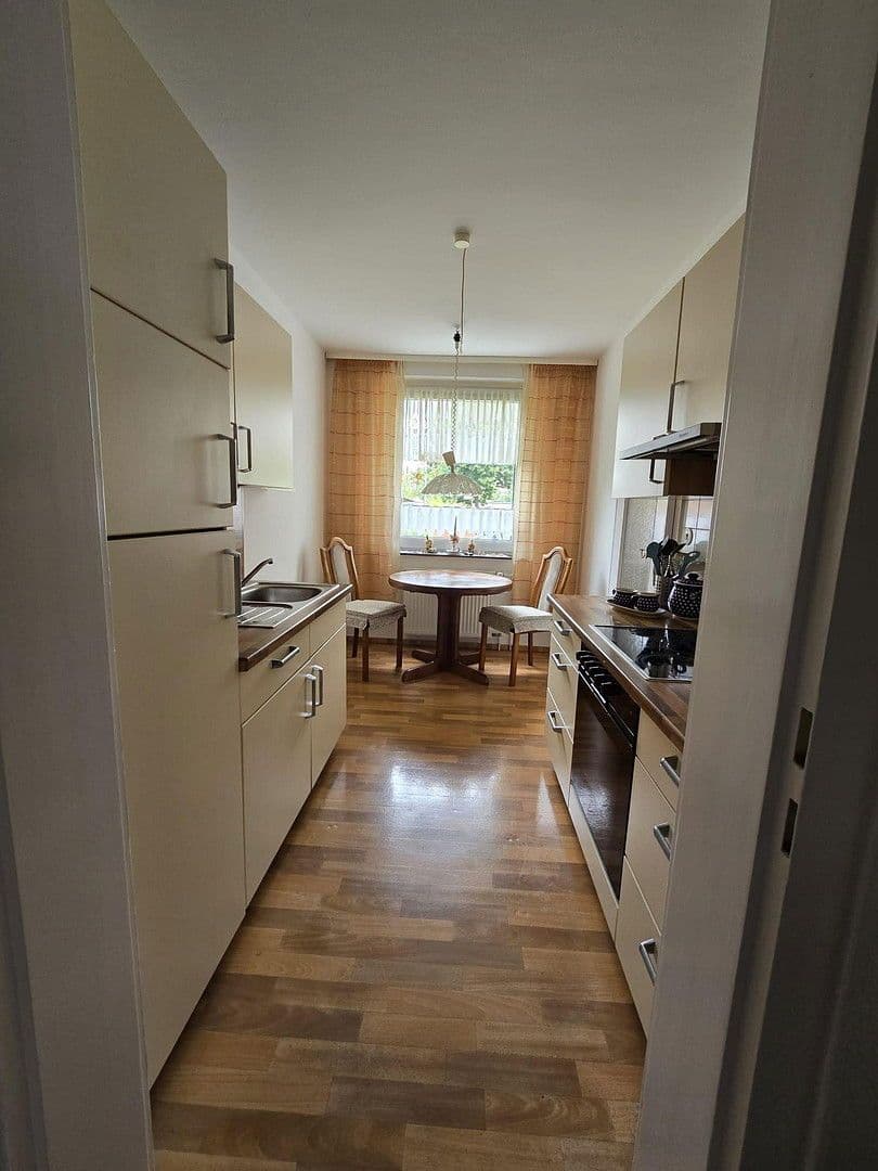 Pronájem bytu 2+1 54 m², Isernhagen, Dolní Sasko Pronájem bytu 2+1 54 m², Isernhagen, Dolní Sasko