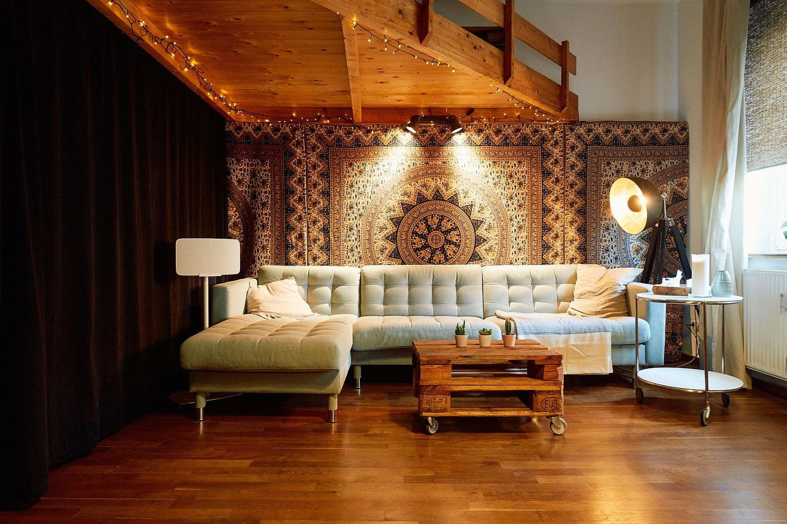 Pronájem bytu 2+1 49 m², Berlin, Berlín Pronájem bytu 2+1 49 m², Berlin, Berlín