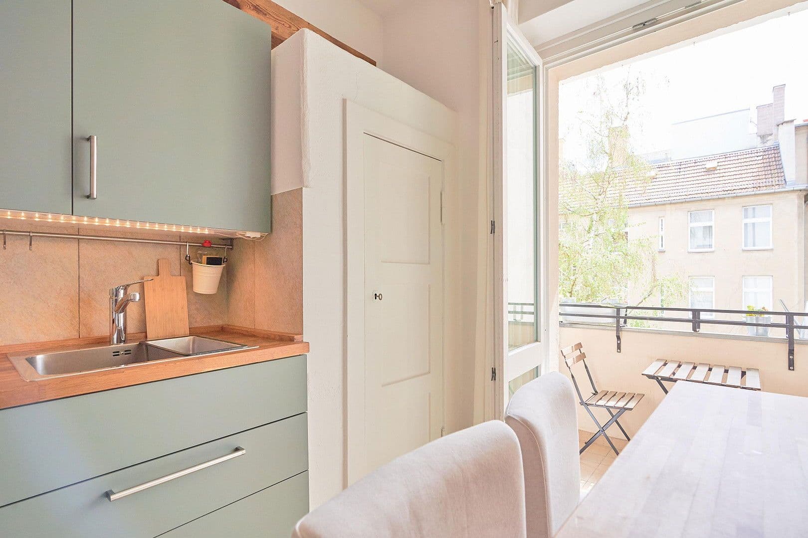 Pronájem bytu 2+1 49 m², Berlin, Berlín Pronájem bytu 2+1 49 m², Berlin, Berlín