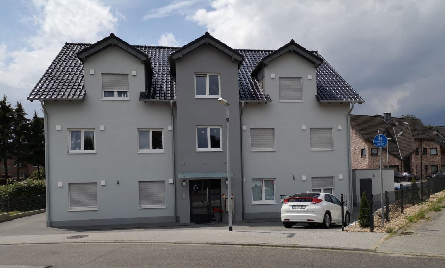 Pronájem bytu 3+1 76 m², Otto-Straße 8a, Bergheim, Severní Porýní-Vestfálsko Pronájem bytu 3+1 76 m², Otto-Straße 8a, Bergheim, Severní Porýní-Vestfálsko