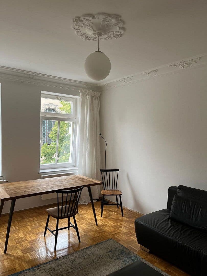 Pronájem bytu 2+1 55 m², Helmholtzstr. 21, Leipzig, Sasko Pronájem bytu 2+1 55 m², Helmholtzstr. 21, Leipzig, Sasko