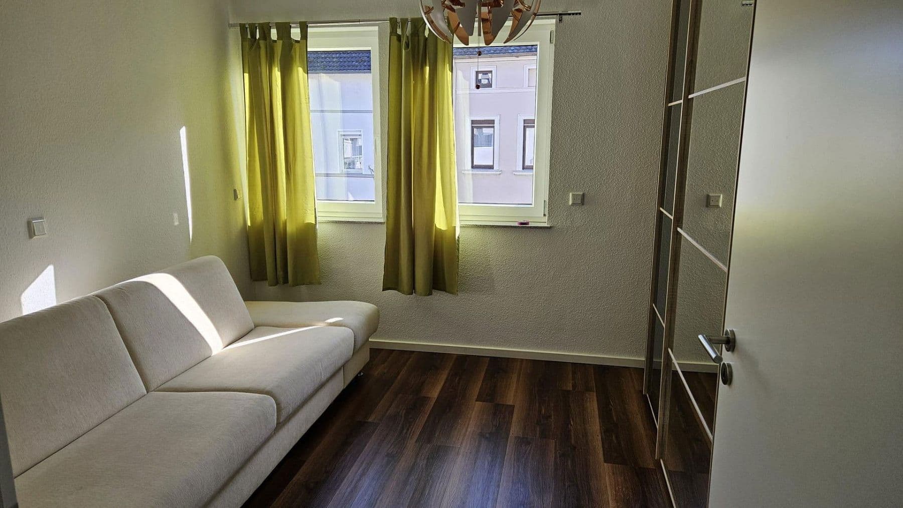 Pronájem bytu 3+1 77 m², Remagen, Porýní-Falc Pronájem bytu 3+1 77 m², Remagen, Porýní-Falc