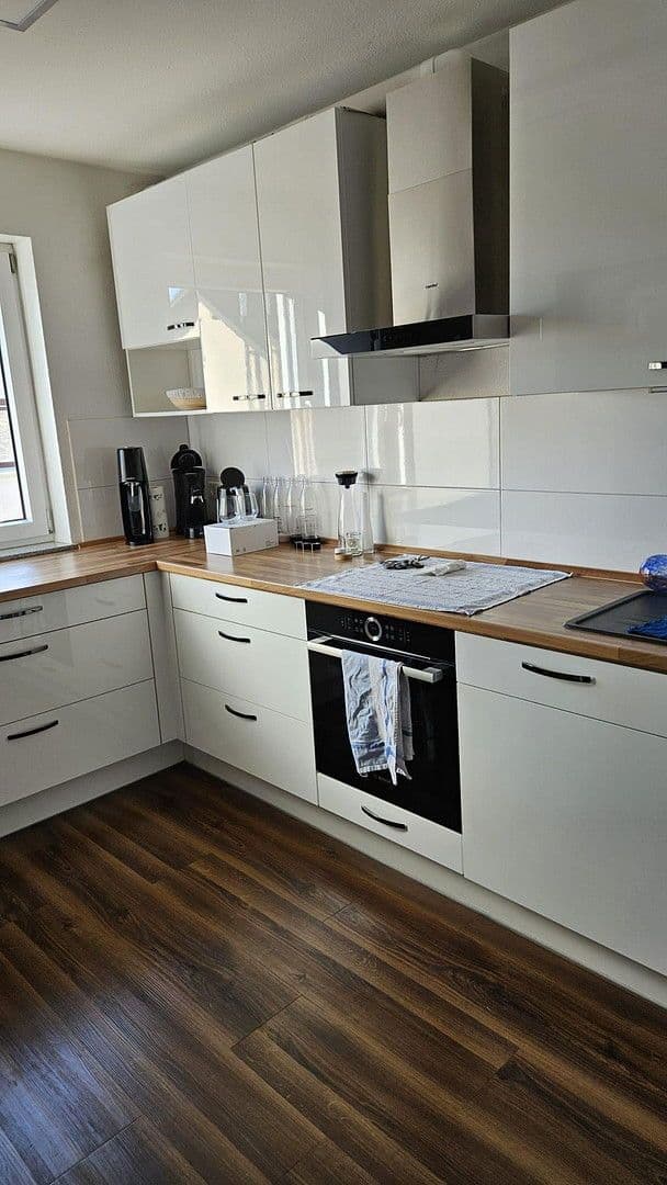 Pronájem bytu 3+1 77 m², Remagen, Porýní-Falc Pronájem bytu 3+1 77 m², Remagen, Porýní-Falc