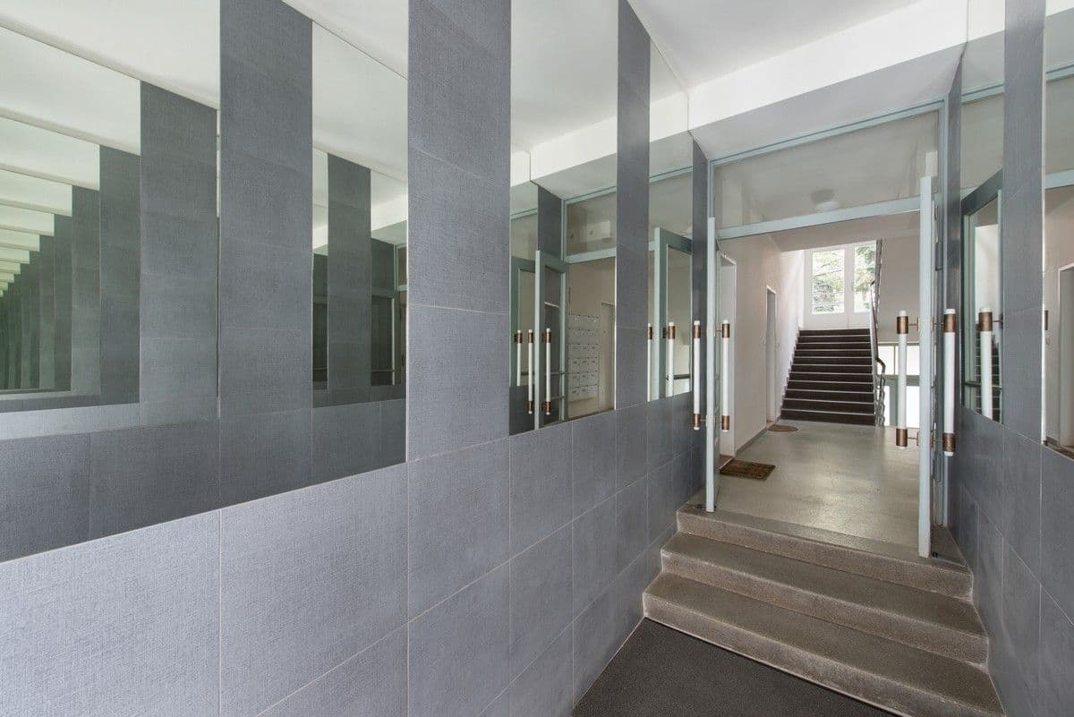 Pronájem bytu 1+kk 20 m², Nad Studánkou, Praha, Praha Pronájem bytu 1+kk 20 m², Nad Studánkou, Praha, Praha