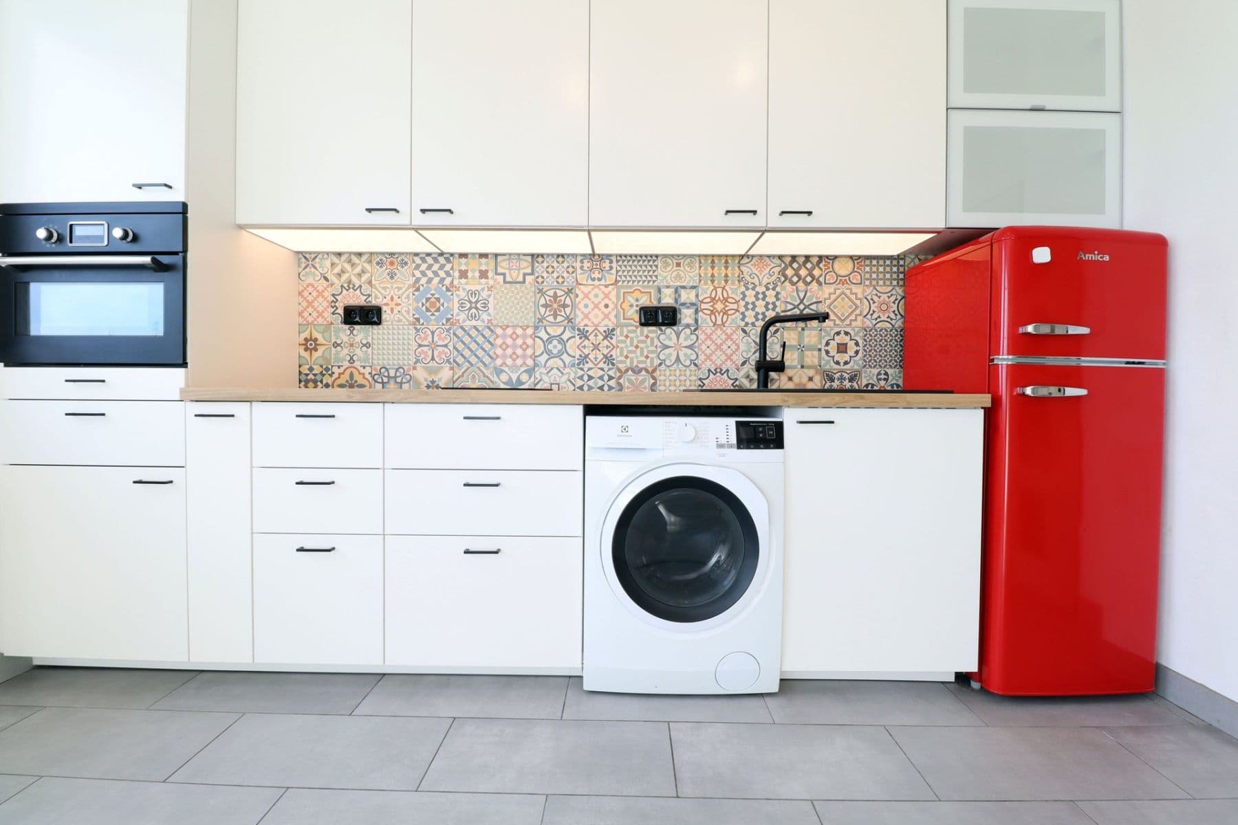 Pronájem bytu 1+kk 30 m², Šestajovická, Praha, Praha Pronájem bytu 1+kk 30 m², Šestajovická, Praha, Praha