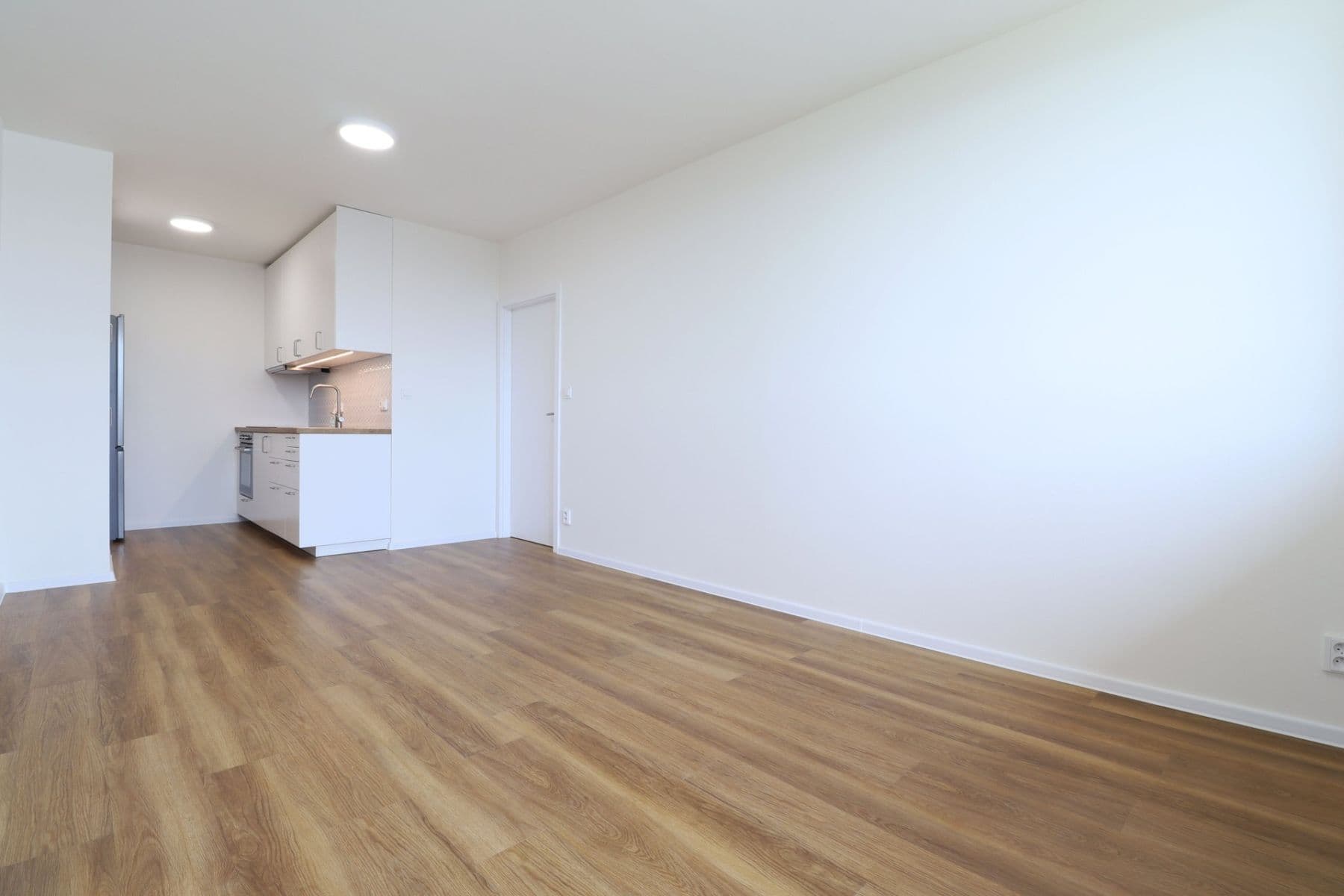 Pronájem bytu 2+kk 43 m², Modletická, Praha, Praha Pronájem bytu 2+kk 43 m², Modletická, Praha, Praha