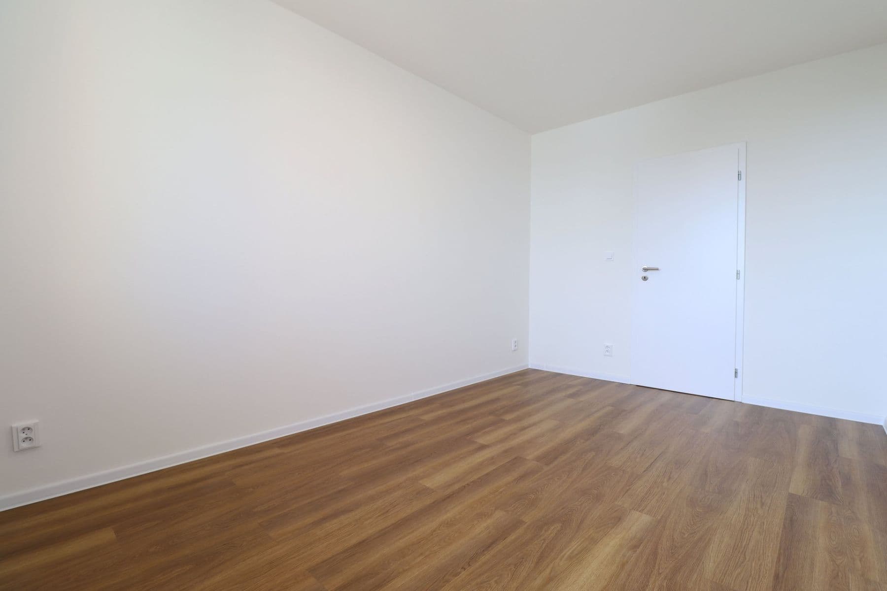 Pronájem bytu 2+kk 43 m², Modletická, Praha, Praha Pronájem bytu 2+kk 43 m², Modletická, Praha, Praha