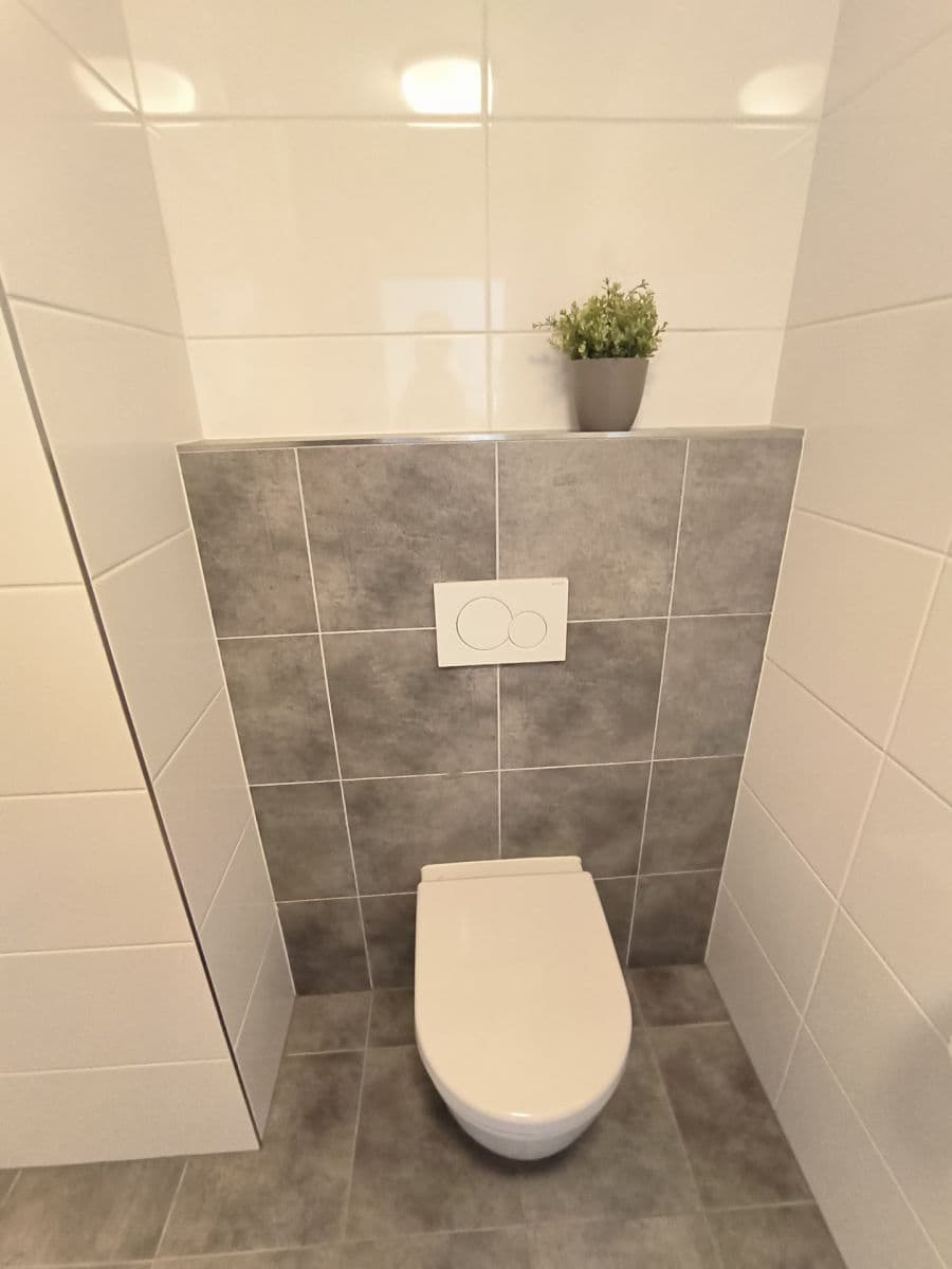 Pronájem bytu 1+kk 38 m², Višňová, Stěžery, Královéhradecký kraj Pronájem bytu 1+kk 38 m², Višňová, Stěžery, Královéhradecký kraj