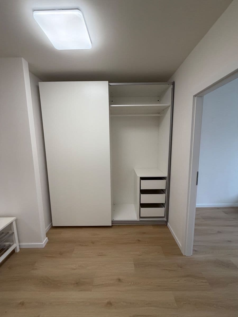 Pronájem bytu 2+kk 47 m², Běloruská, Brno, Jihomoravský kraj Pronájem bytu 2+kk 47 m², Běloruská, Brno, Jihomoravský kraj