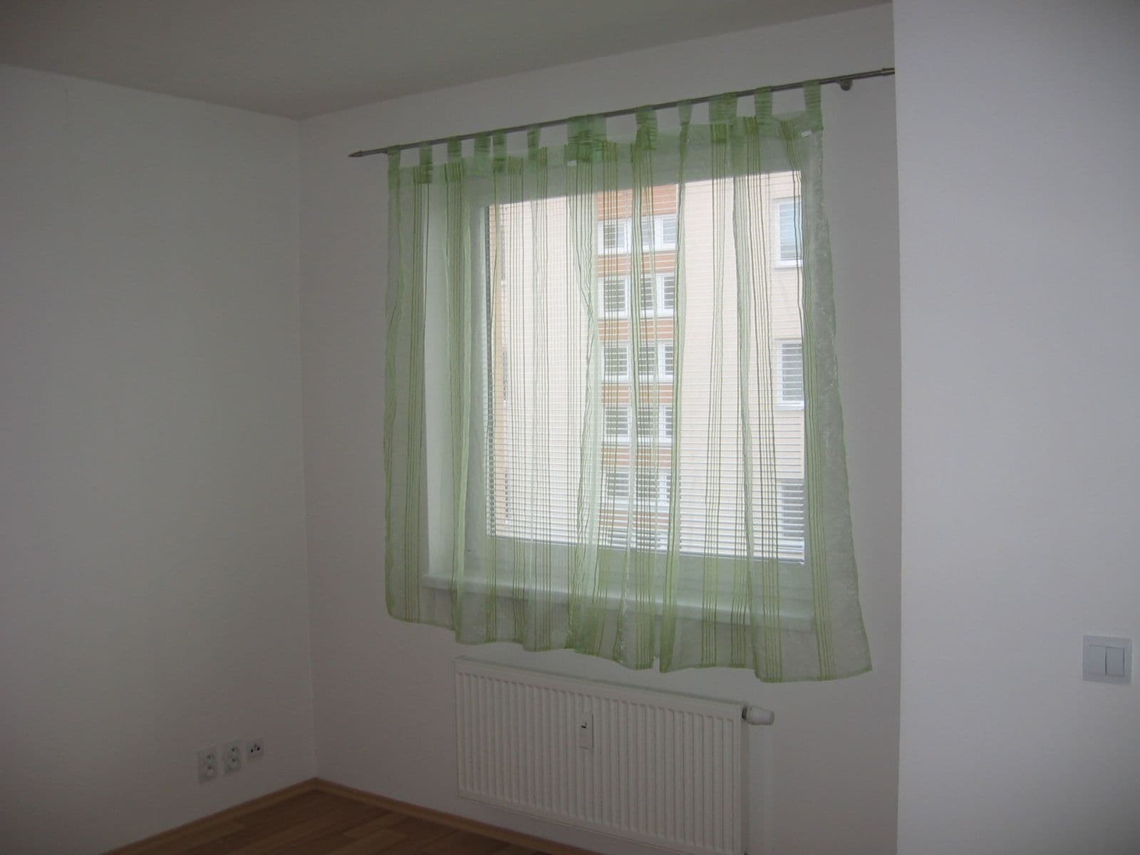 Pronájem bytu 1+kk 44 m², Jozefa Gabčíka, Pardubice, Pardubický kraj Pronájem bytu 1+kk 44 m², Jozefa Gabčíka, Pardubice, Pardubický kraj