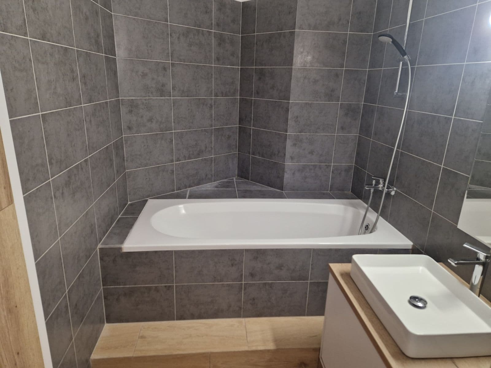 Prodej bytu 3+1 74 m², Okružní, Olomouc, Olomoucký kraj Prodej bytu 3+1 74 m², Okružní, Olomouc, Olomoucký kraj