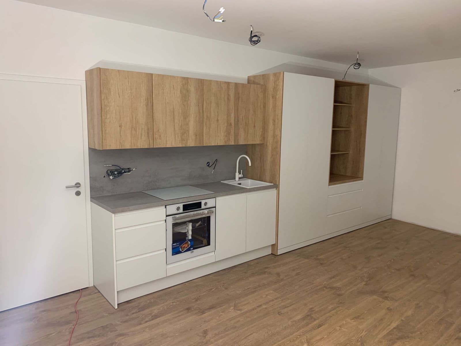 Pronájem bytu 1+kk 41 m², Kardinála Berana, Plzeň, Plzeňský kraj Pronájem bytu 1+kk 41 m², Kardinála Berana, Plzeň, Plzeňský kraj