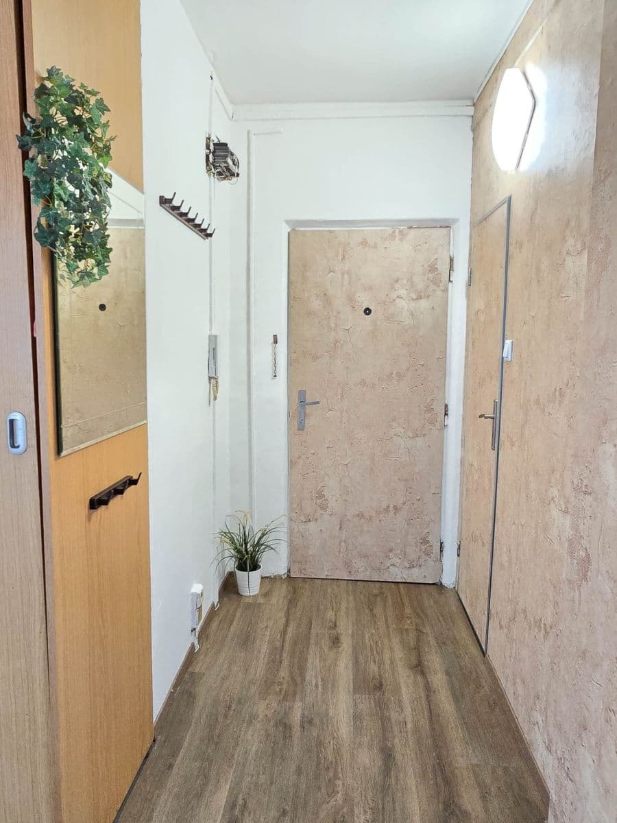 Pronájem bytu 2+1 62 m², Příbramská, Verneřice, Ústecký kraj Pronájem bytu 2+1 62 m², Příbramská, Verneřice, Ústecký kraj