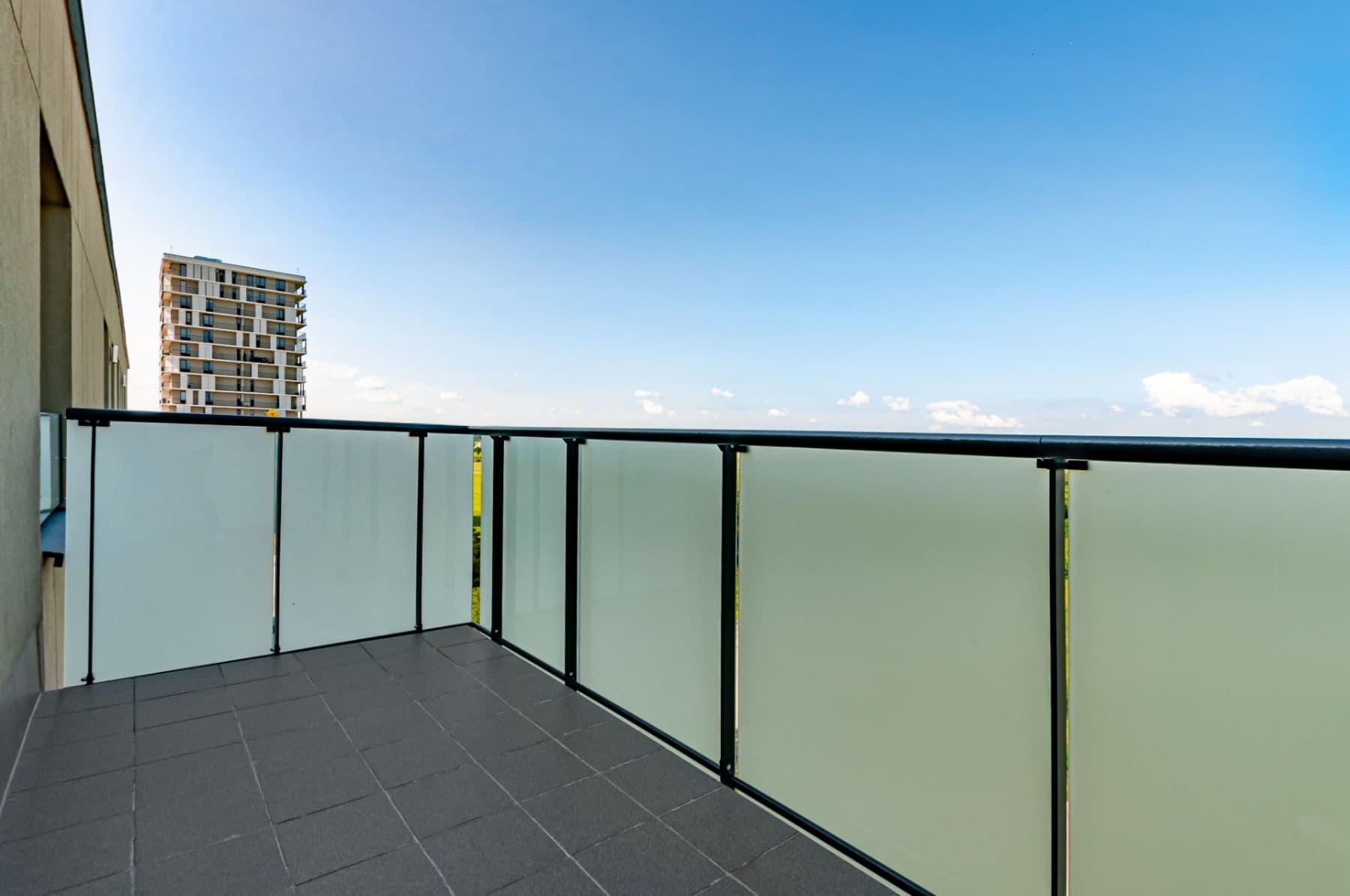 Pronájem bytu 1+kk 37 m², Medunova, Praha, Praha Pronájem bytu 1+kk 37 m², Medunova, Praha, Praha