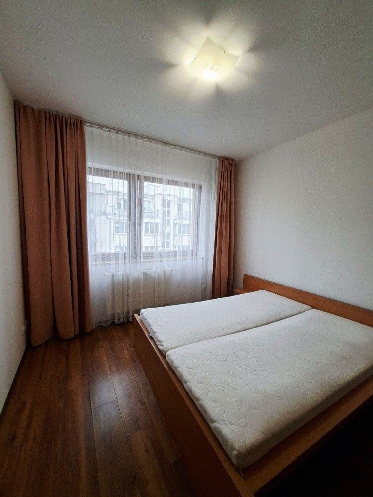 Pronájem bytu 3+kk 72 m², Křižíkova, Praha, Praha Pronájem bytu 3+kk 72 m², Křižíkova, Praha, Praha