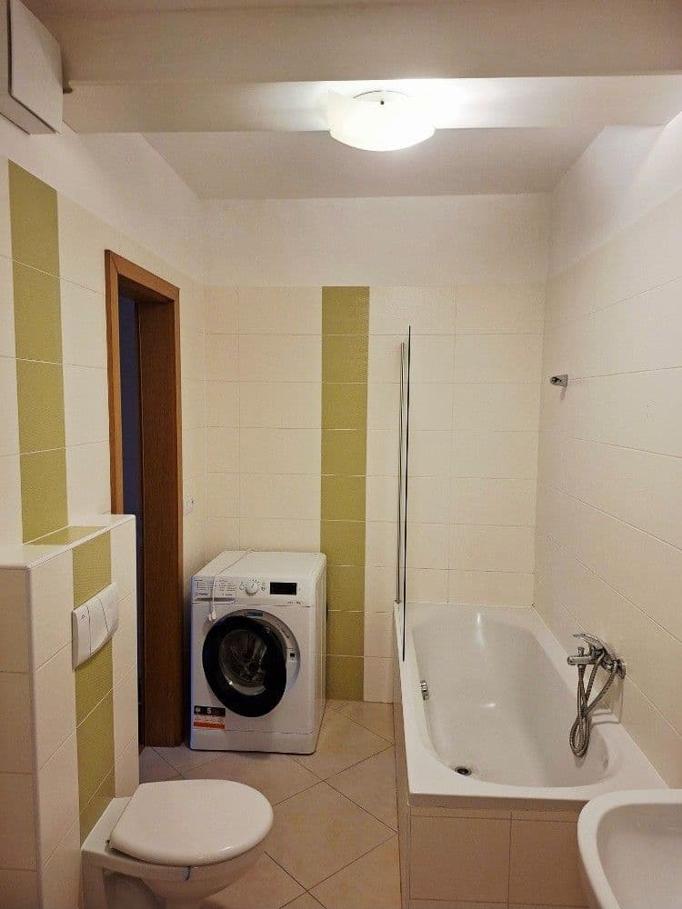 Pronájem bytu 3+kk 72 m², Křižíkova, Praha, Praha Pronájem bytu 3+kk 72 m², Křižíkova, Praha, Praha