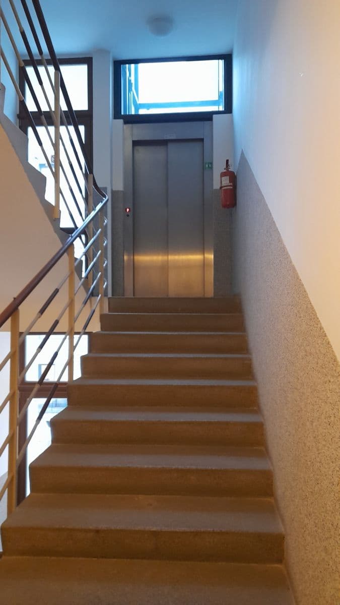 Prodej bytu 3+kk 73 m², Vrázova, Praha, Praha Prodej bytu 3+kk 73 m², Vrázova, Praha, Praha