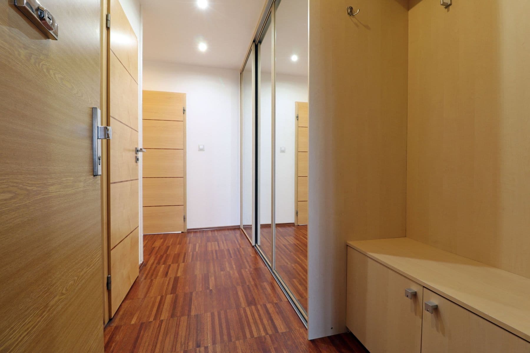 Pronájem bytu 2+kk 45 m², Za dvorem, Praha, Praha Pronájem bytu 2+kk 45 m², Za dvorem, Praha, Praha
